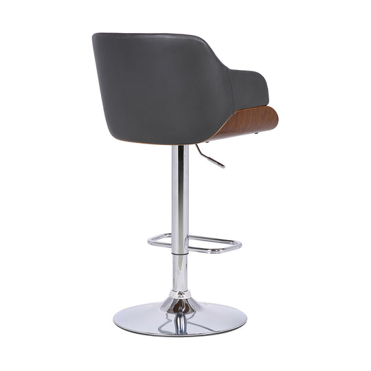 Toby Barstool