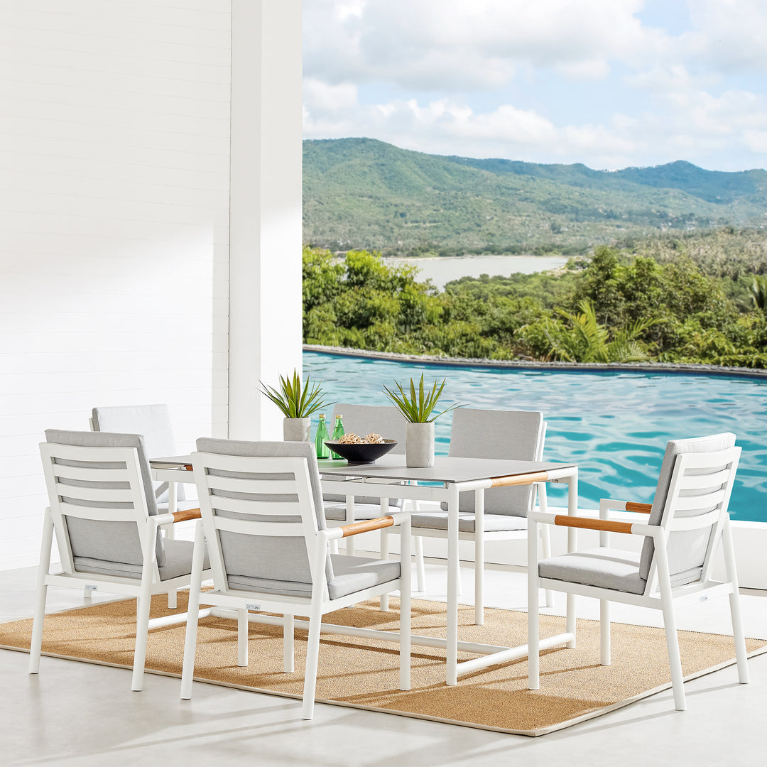 Crown Outdoor Dining Set