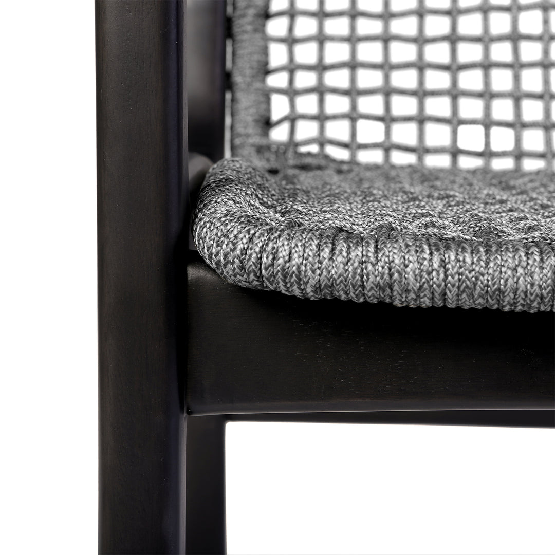 Oasis & Beckham Outdoor Dining Set