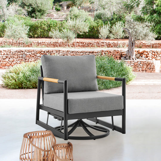 Crown Outdoor Swivel Chair