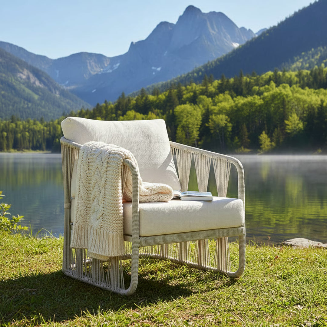 Breeze Outdoor Club Chair