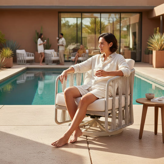 Breeze Outdoor Swivel Lounge Chair