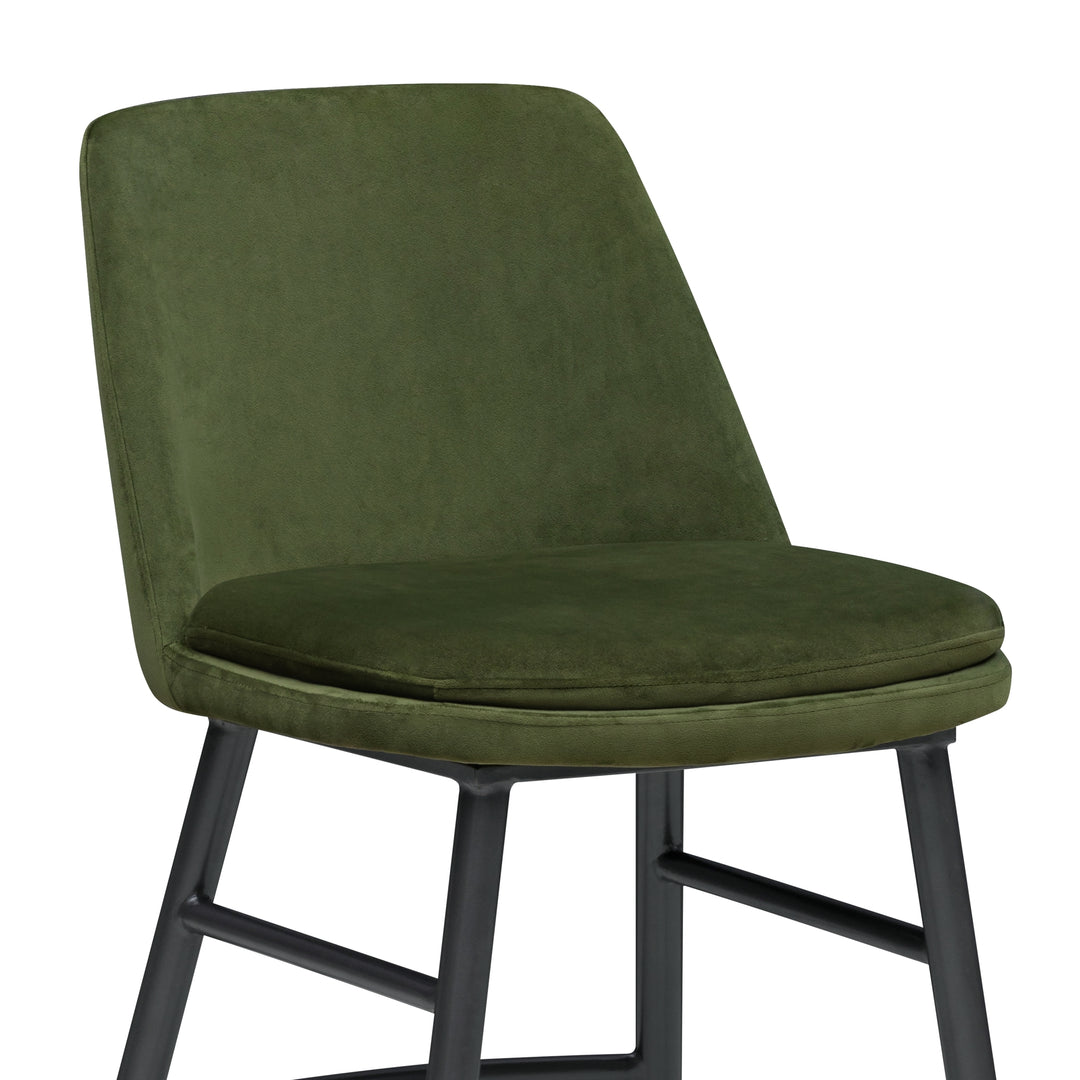 Evelyn Barstool