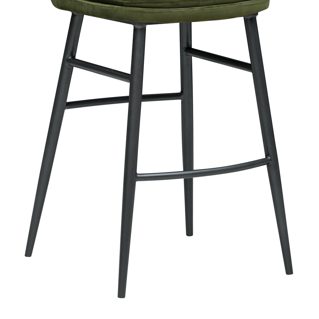 Evelyn Barstool