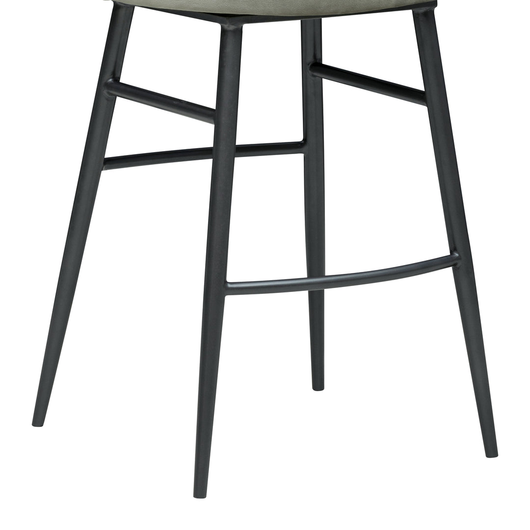 Evelyn Barstool
