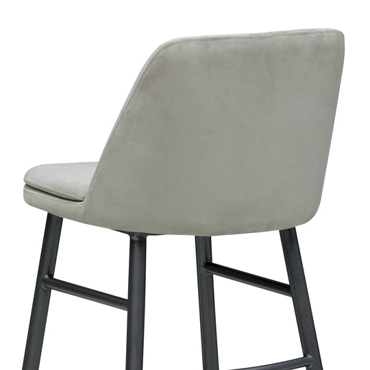 Evelyn Barstool