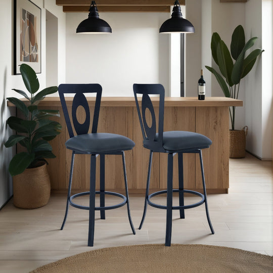 Lola Barstool