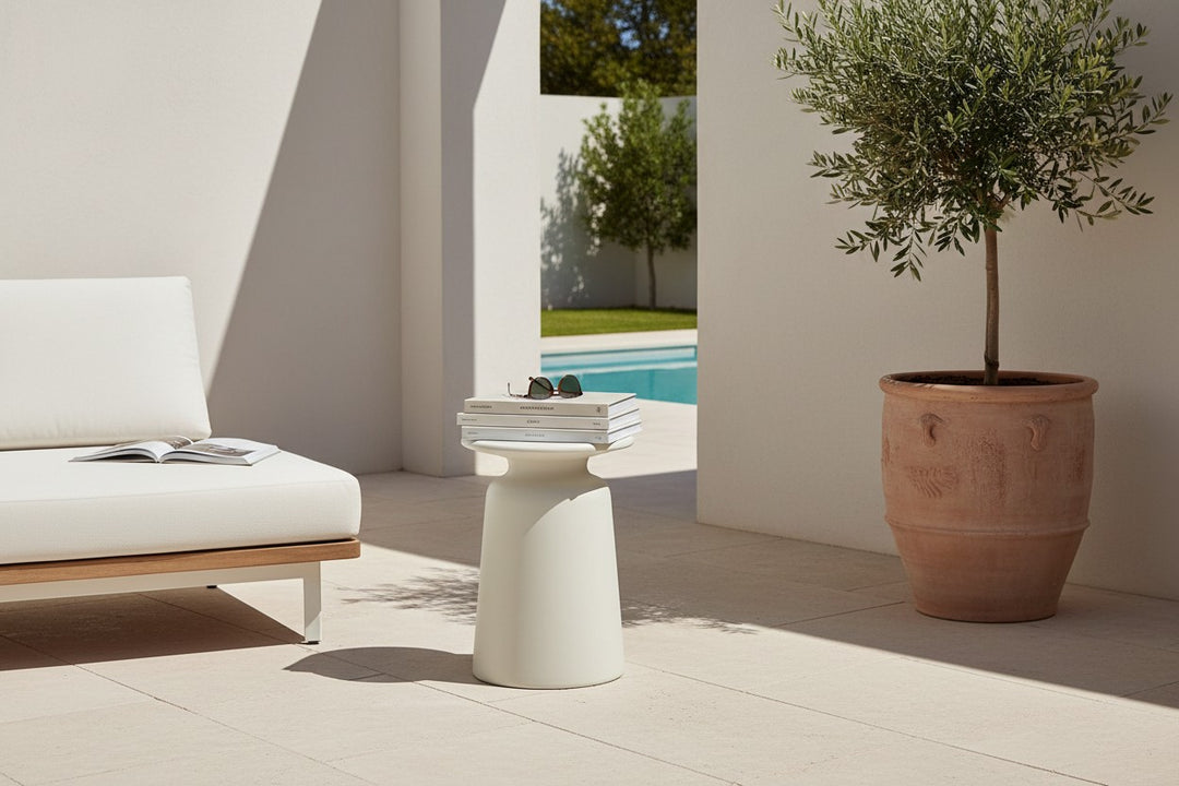Lithia Lamp Table