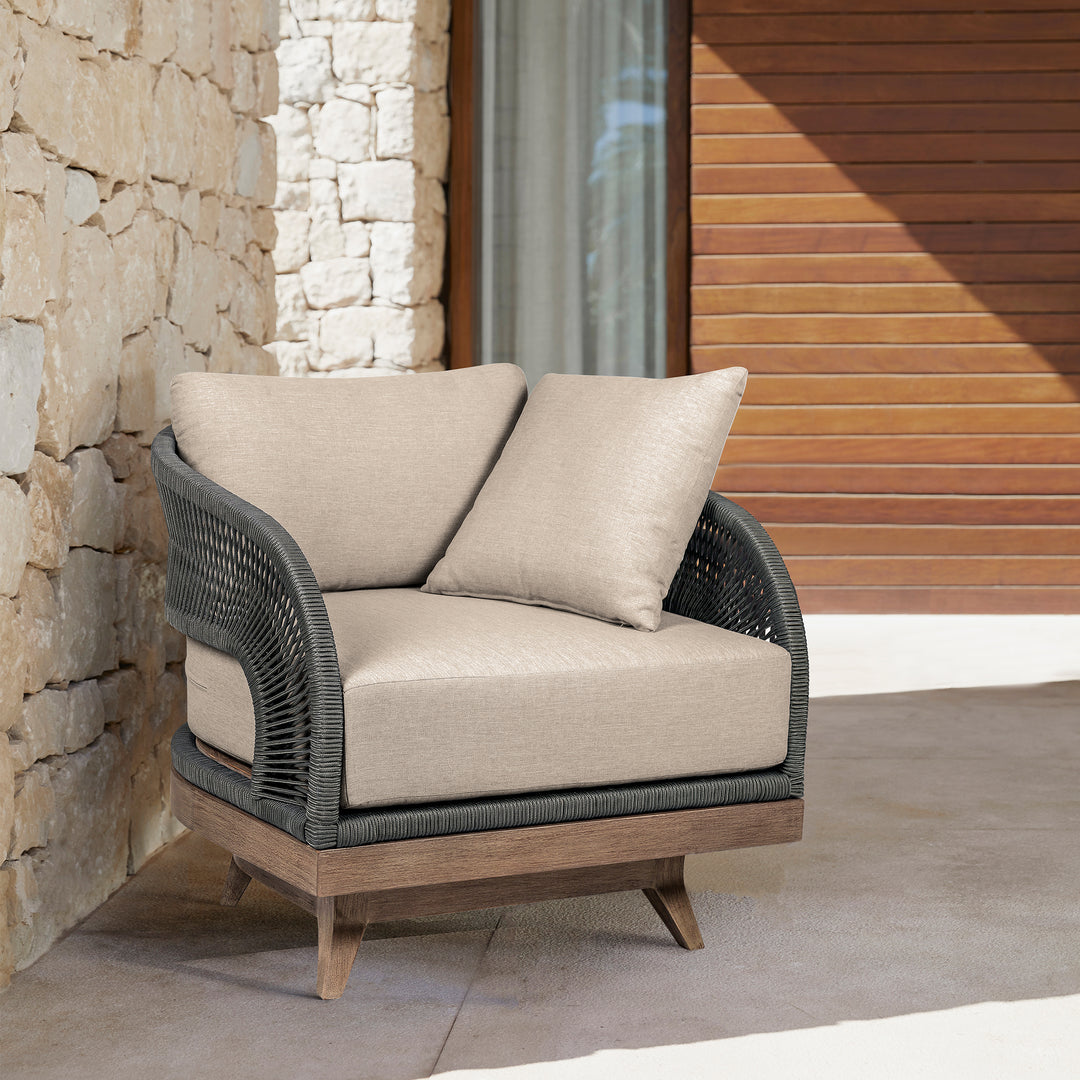 Orbit Swivel Outdoor Chair