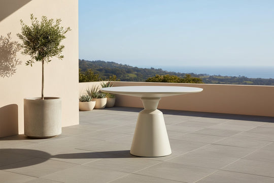 Palea Outdoor Dining Table