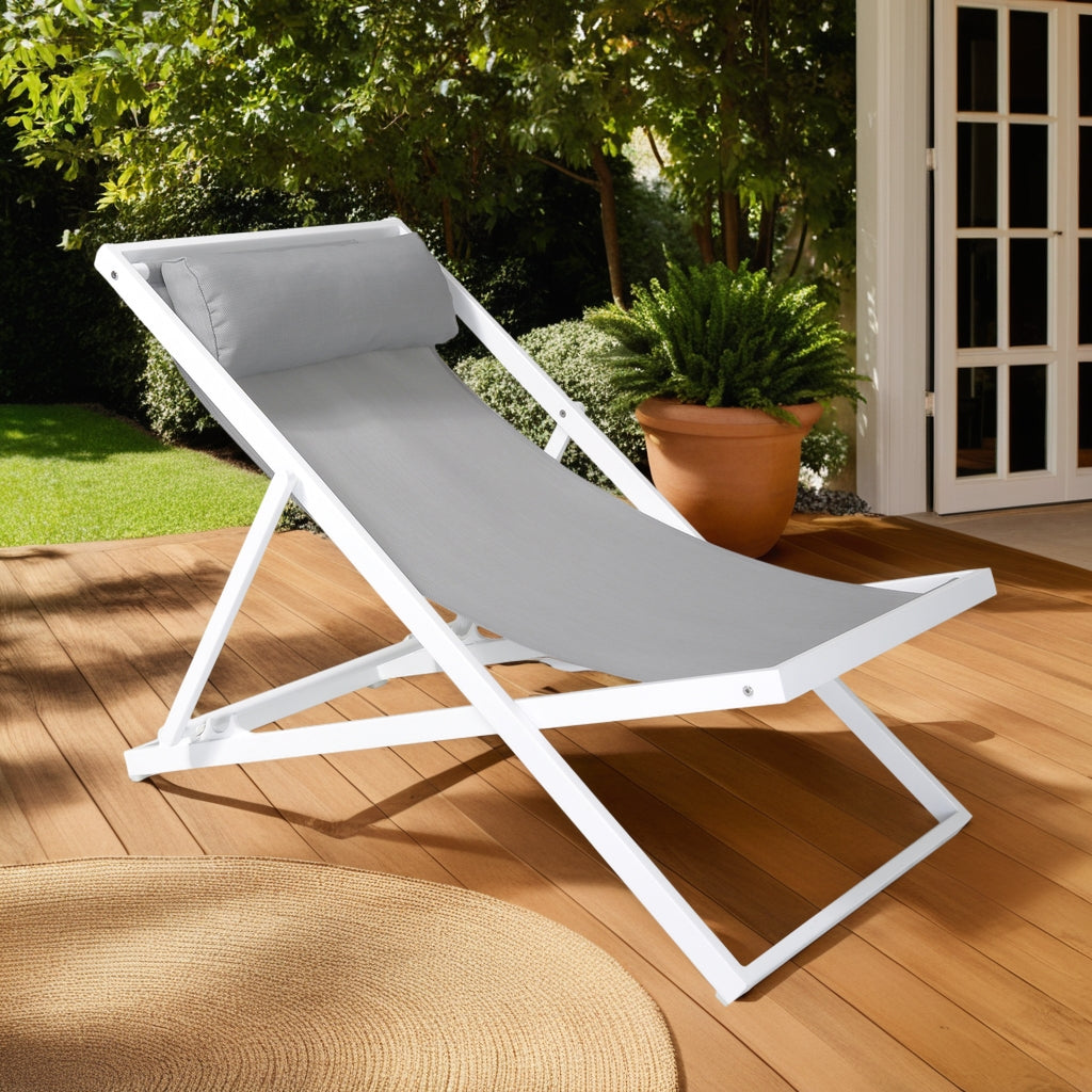 Wave Outdoor Lounge Chair