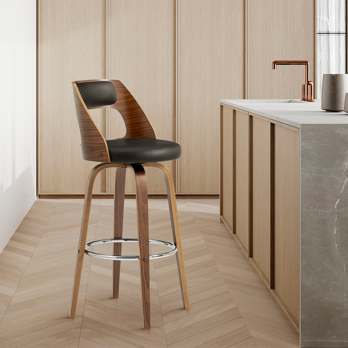 Axel Bar Stool