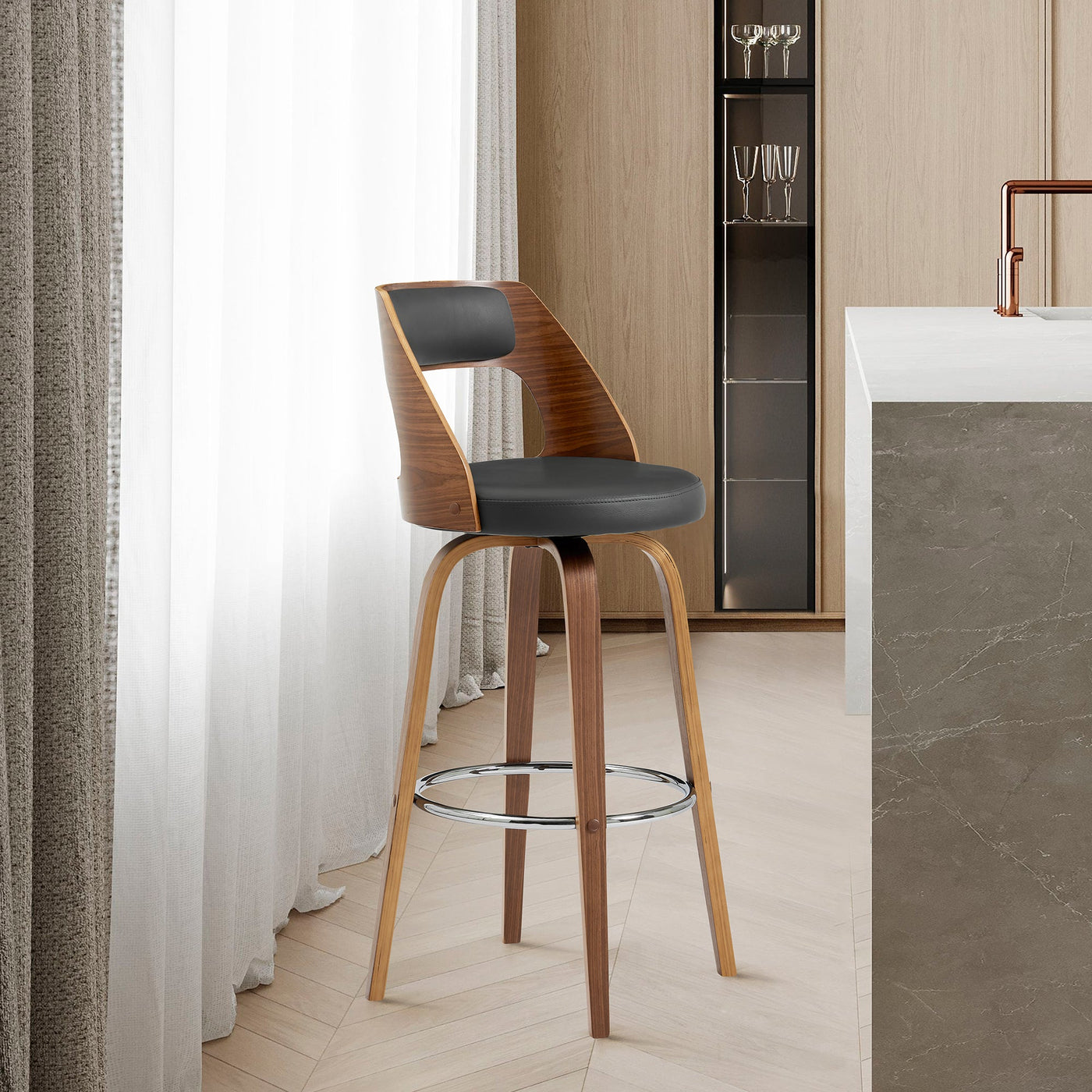 Axel Bar Stool