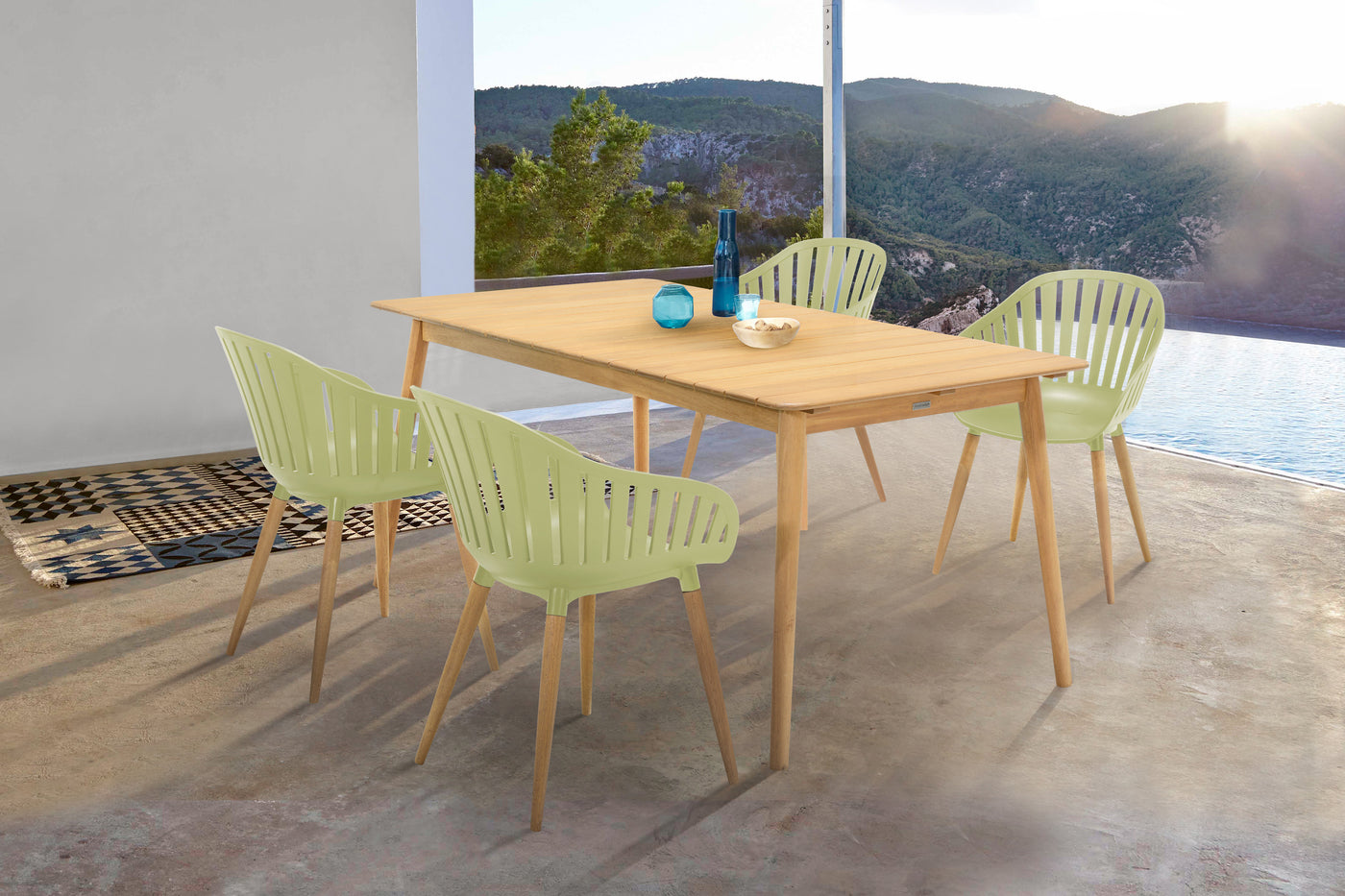 Nassau Outdoor Dining Table
