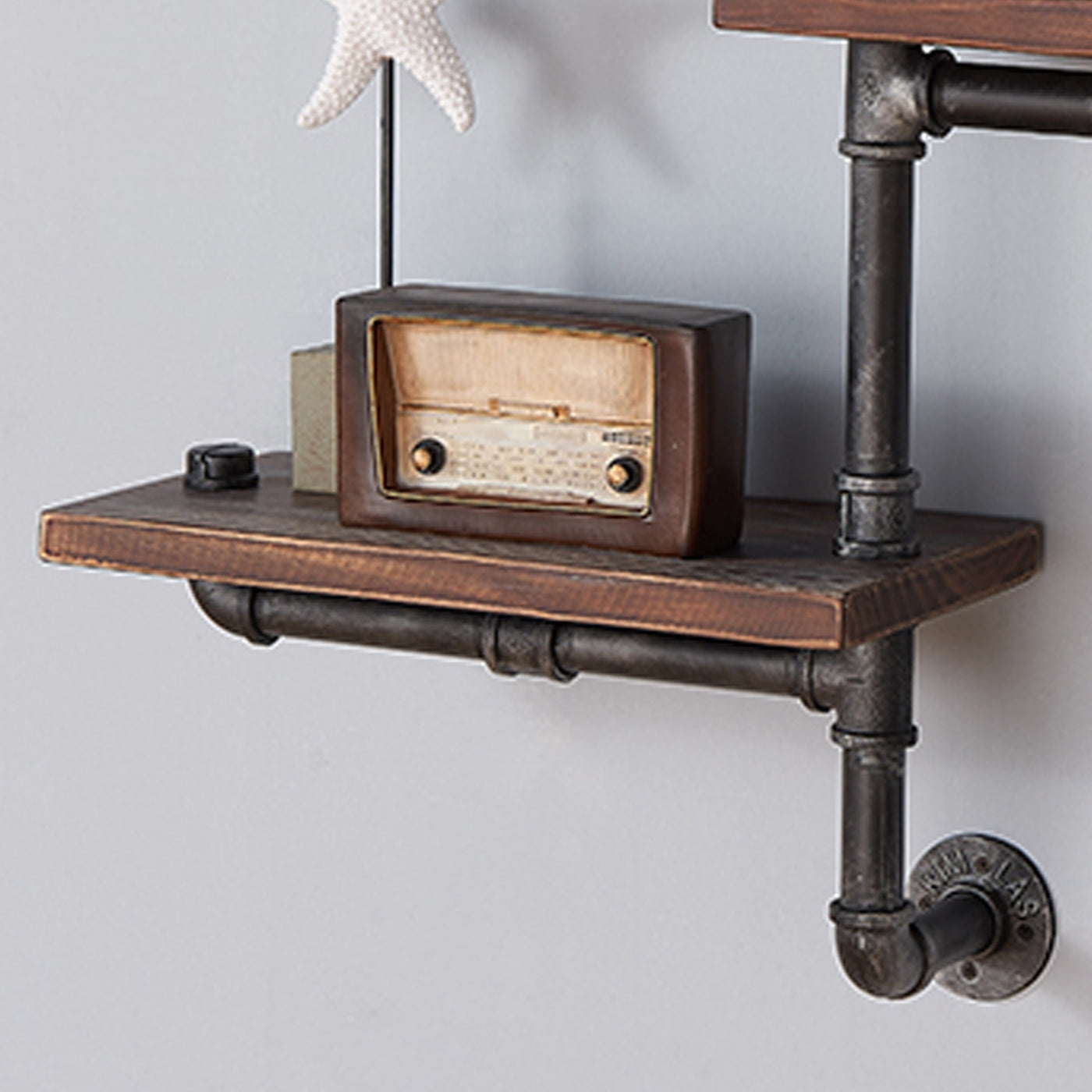 Orton Accent Shelf