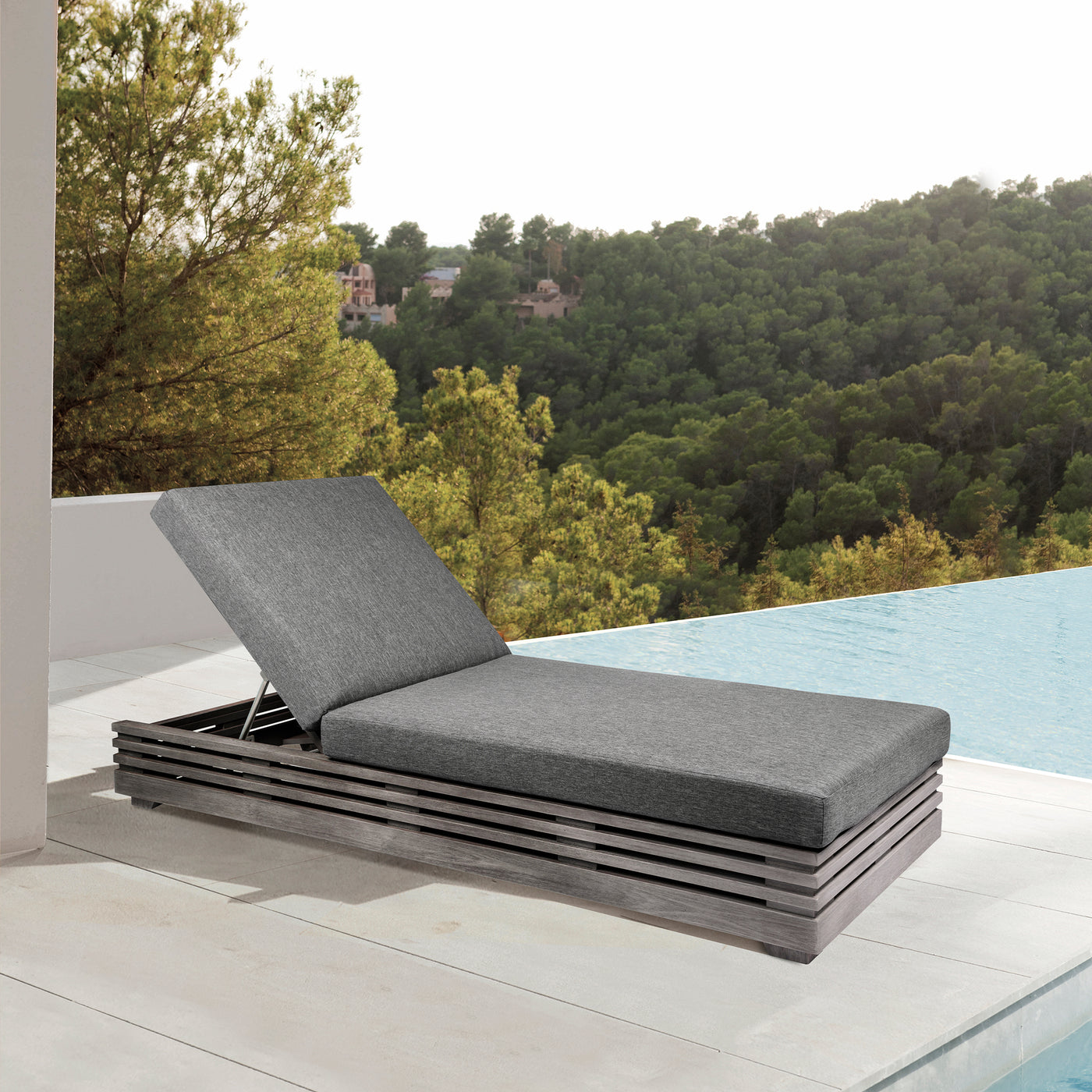 Vivid Outdoor Chaise Lounge
