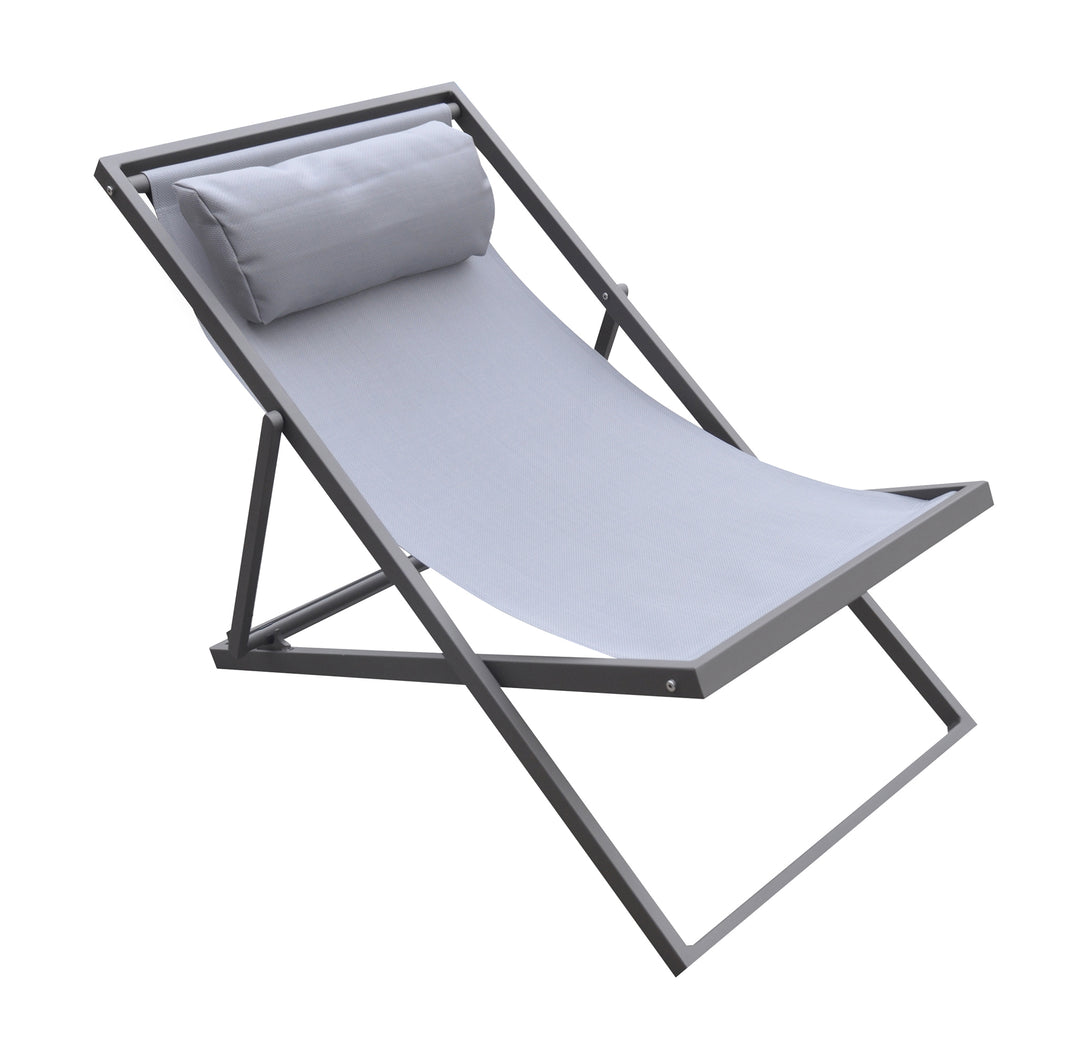Wave Outdoor Lounge Chair