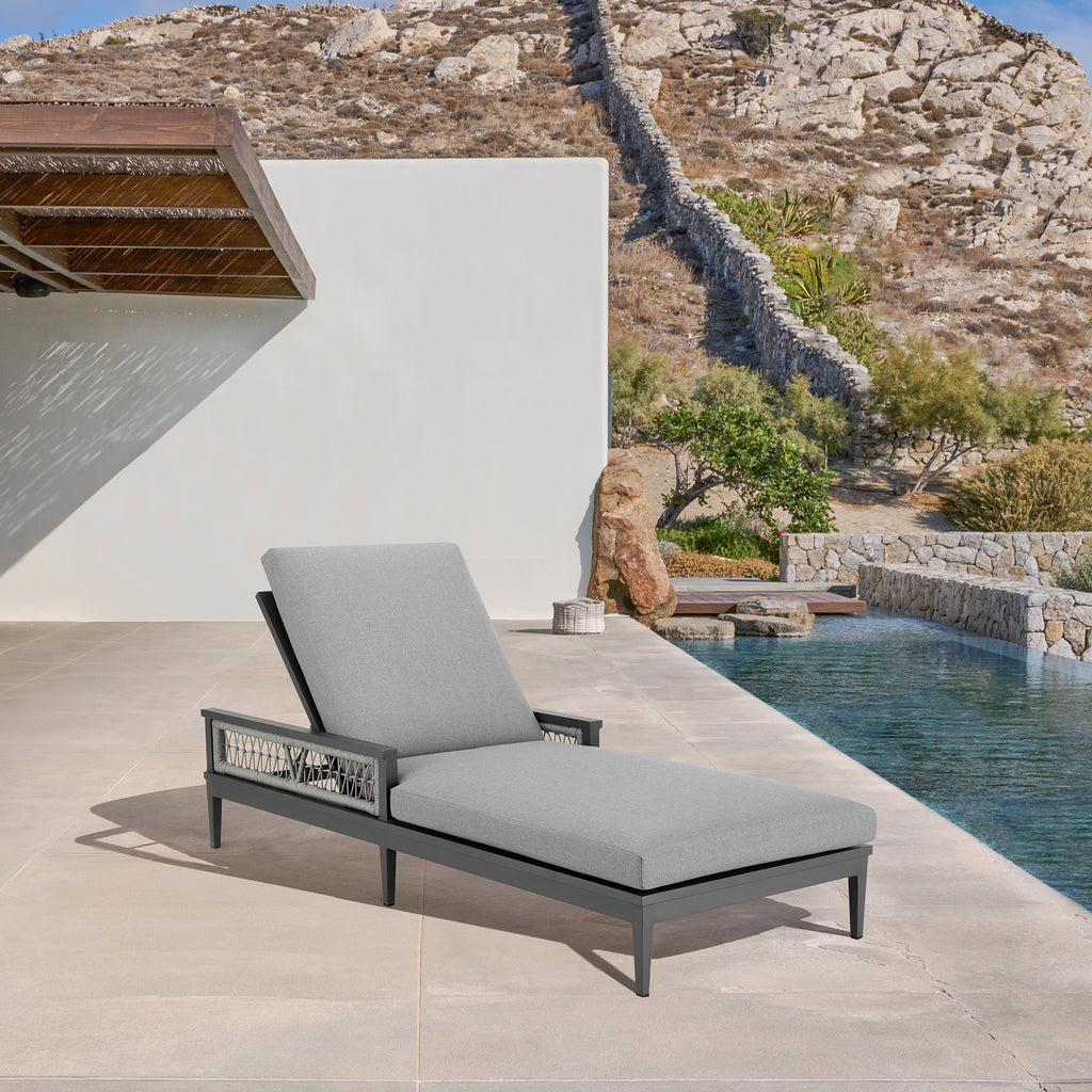 ryofy　グレー 布張り アームチェア 天然木アッシュ Zella Outdoor Chaise Lounge Chair – Armen Living