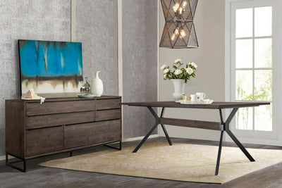 Nevada Table Set