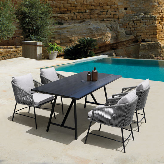 Frinton & Ditas Outdoor Dining Set