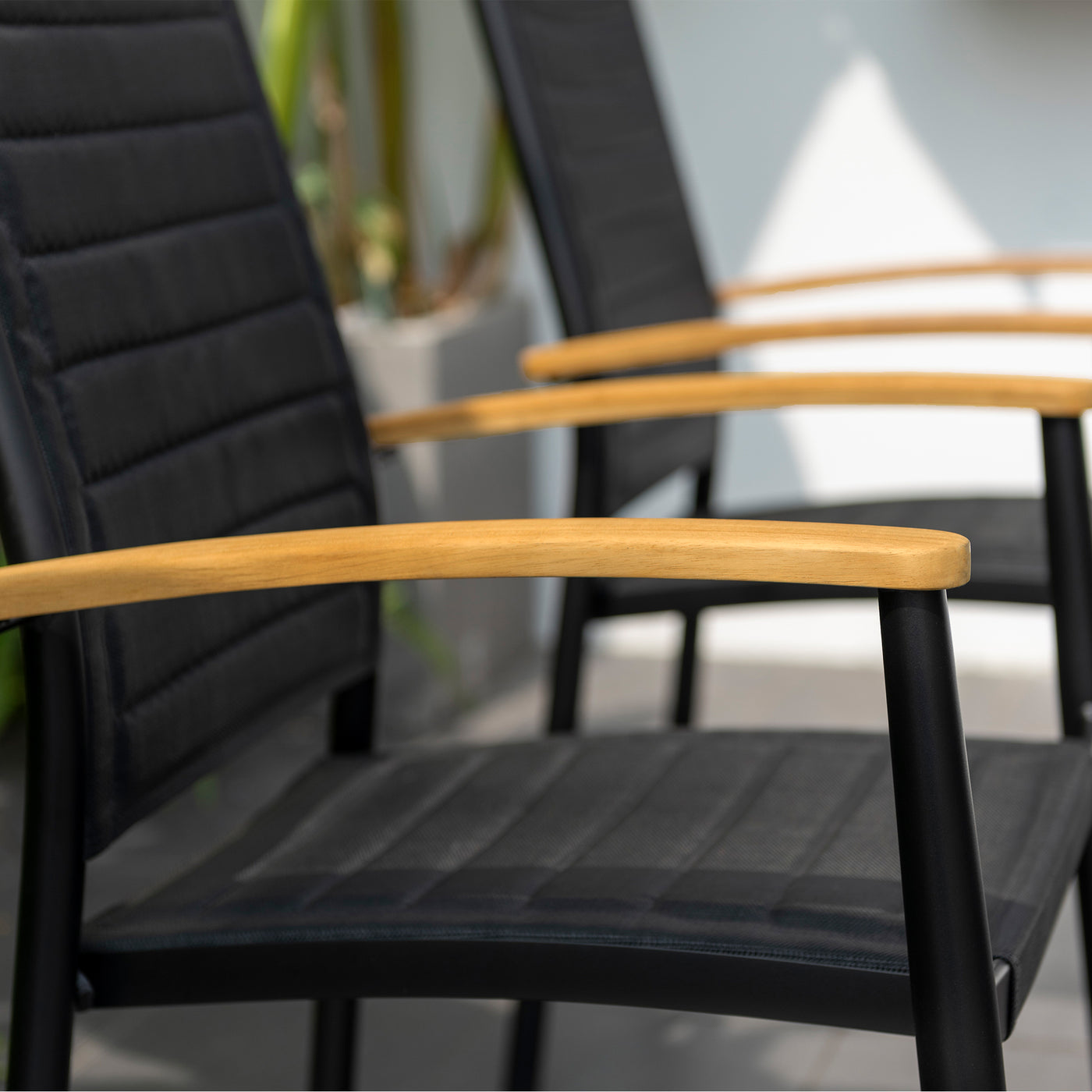 Paseo Outdoor Dining Set