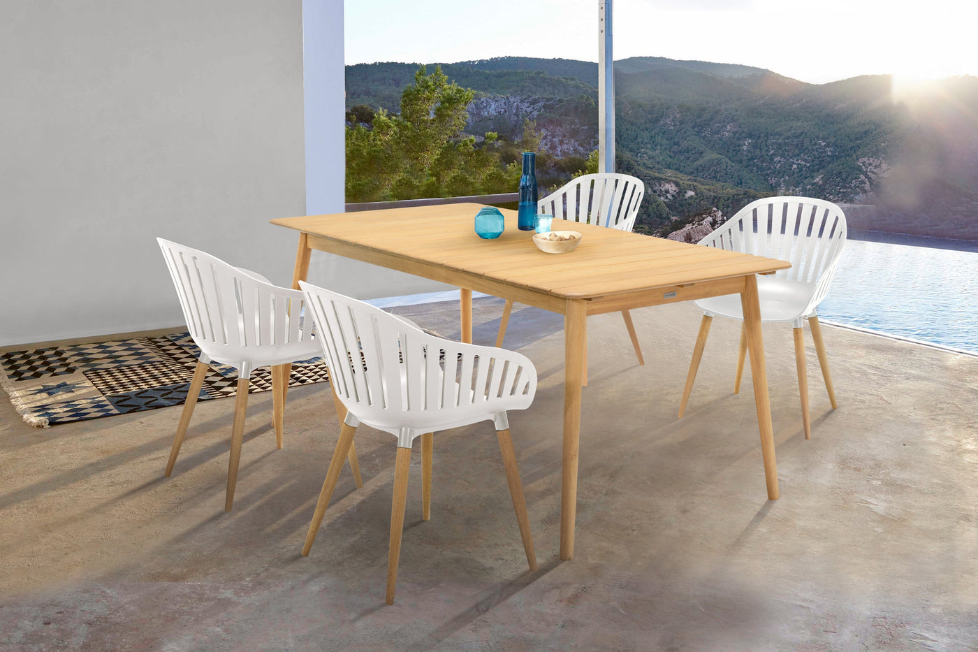 Nassau Outdoor Dining Set
